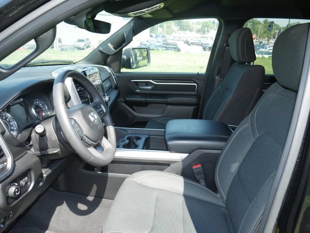 Used 2025 RAM 1500 Big Horn AWD/4WD image 2