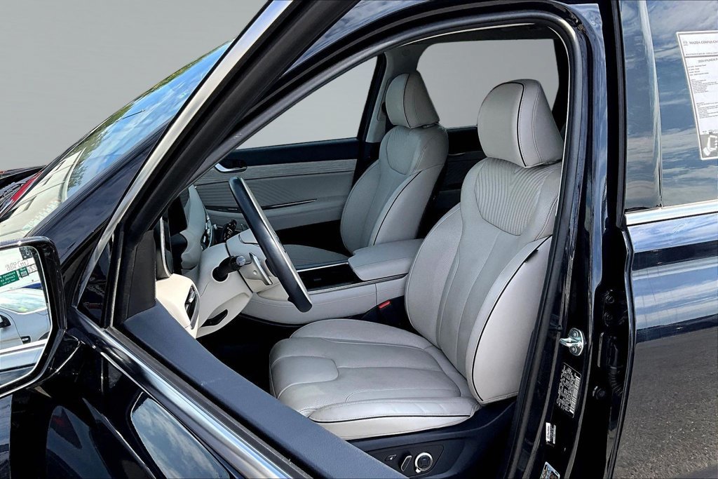 Used 2024 Hyundai Palisade Calligraphy FWD image 22