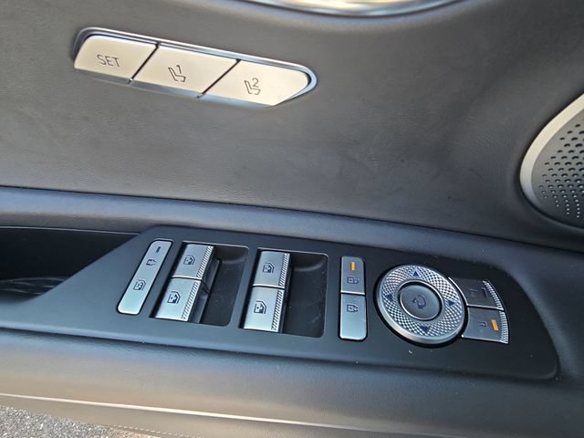 Used 2025 Genesis GV80 2.5T Prestige AWD/4WD image 25