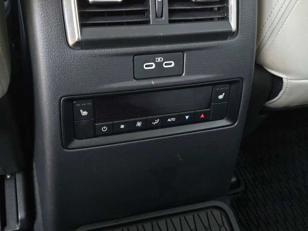 Certified 2025 MAZDA CX-90 3.3 Turbo w/ Premium Plus Pkg image 15