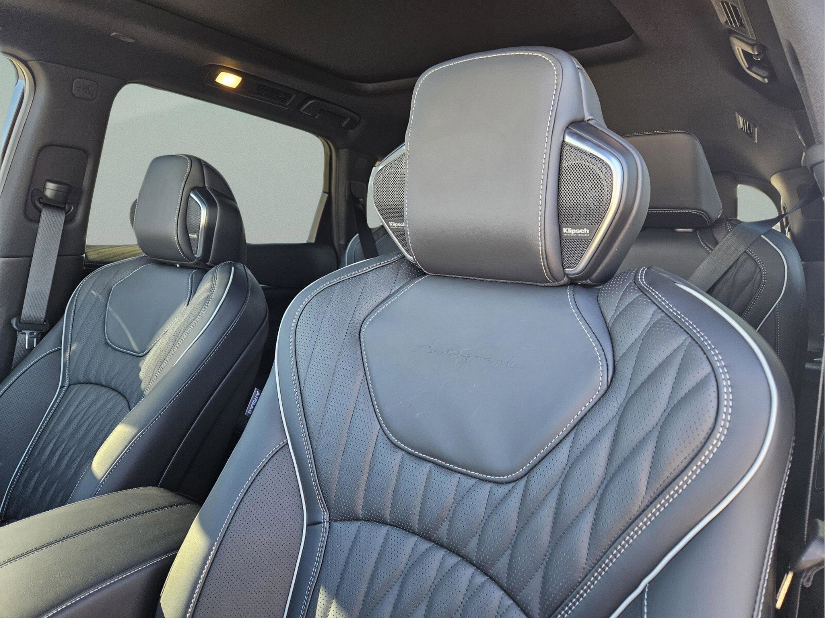 New 2026 INFINITI QX60 Autograph image 14