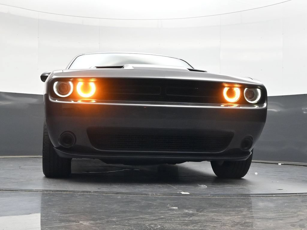 Used 2023 Dodge Challenger SXT RWD image 45