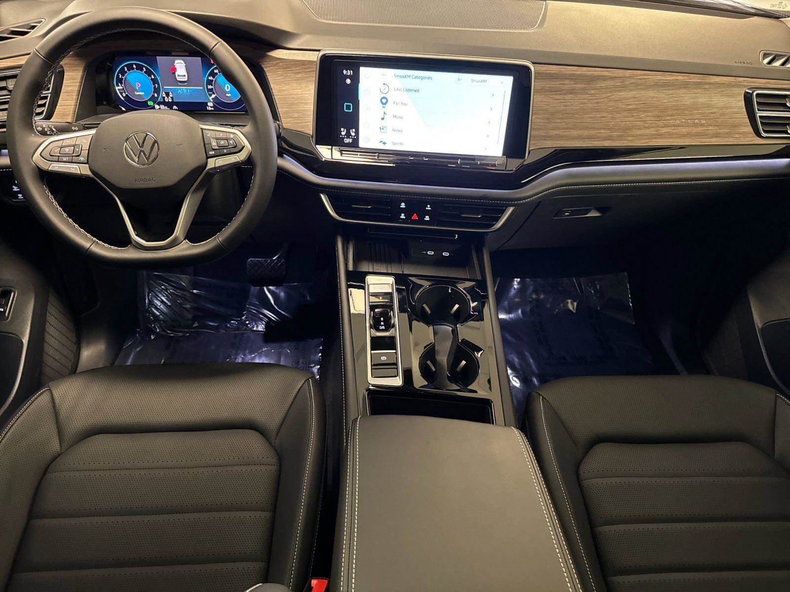 New 2026 Volkswagen Atlas SEL image 12