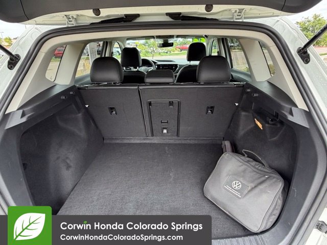 Used 2022 Volkswagen Taos SEL AWD/4WD image 29