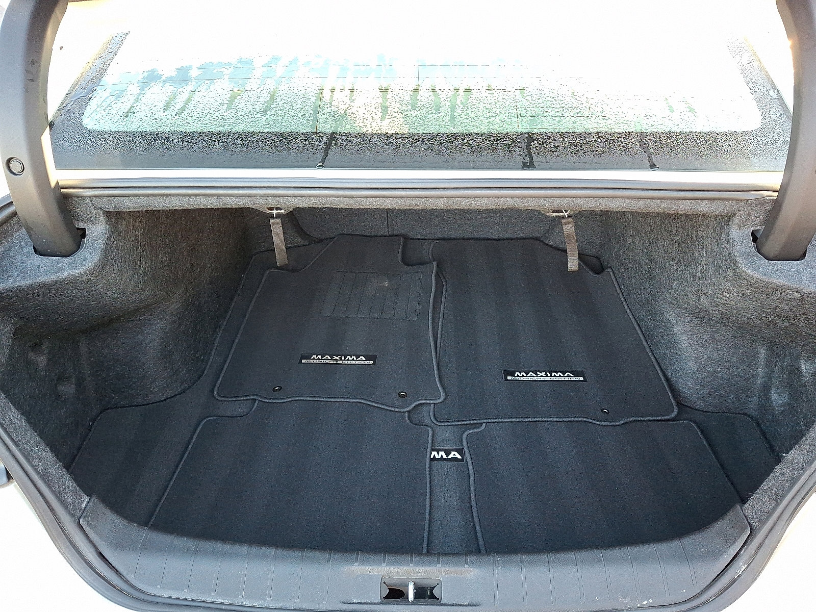 Used 2017 Nissan Maxima SR w/ Midnight Edition image 30