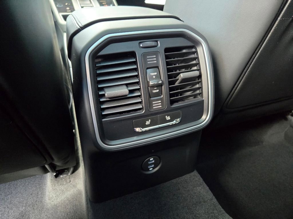 New 2026 Porsche Macan S image 19