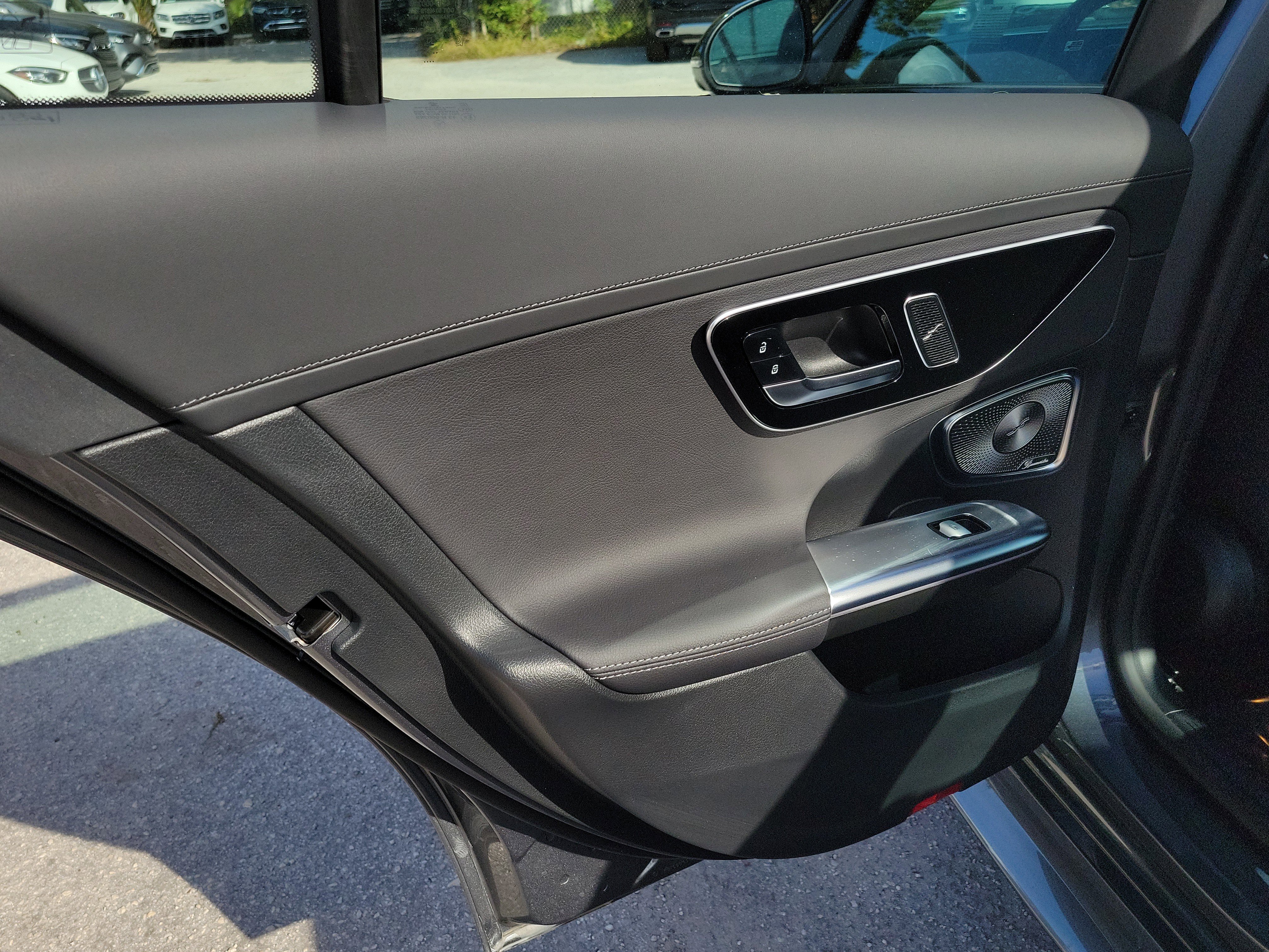 Certified 2025 Mercedes-Benz C 300 Sedan image 10