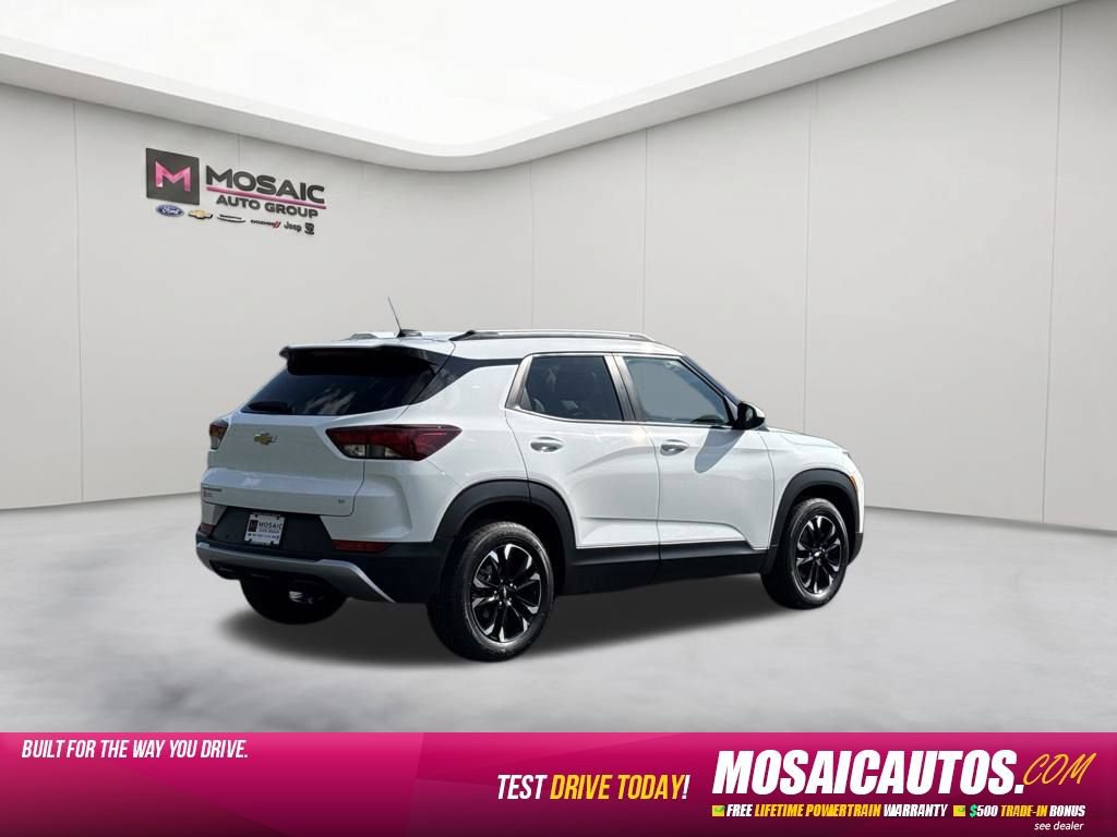 Used 2022 Chevrolet TrailBlazer LT w/ Convenience Package FWD image 7