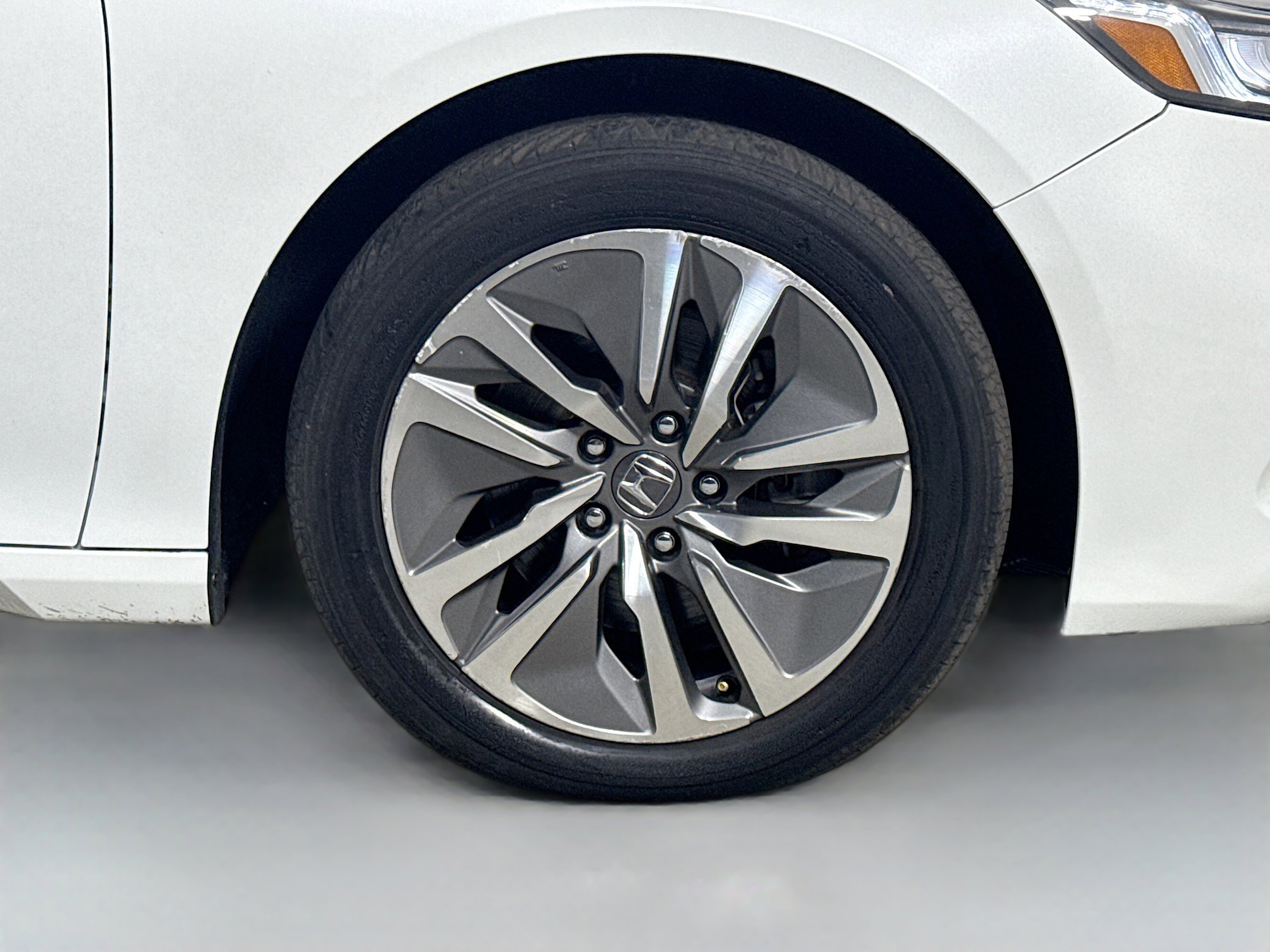 Used 2021 Honda Accord EX image 32