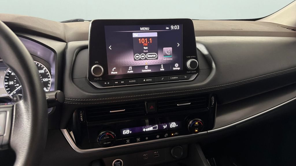 Used 2021 Nissan Rogue SV FWD image 21