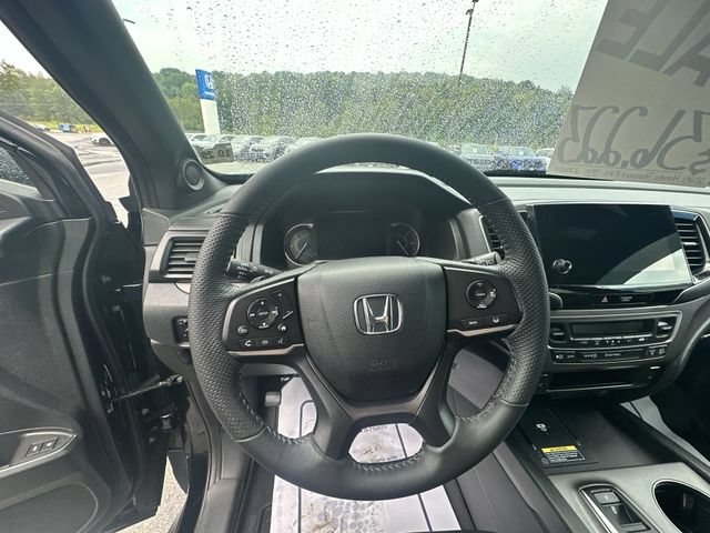 Used 2025 Honda Passport EX-L image 13