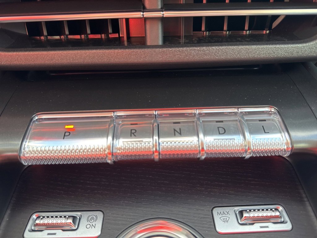 New 2026 Lincoln Nautilus Reserve image 18