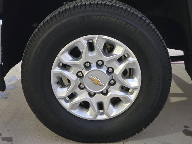 Used 2024 Chevrolet Silverado 2500 LT image 13