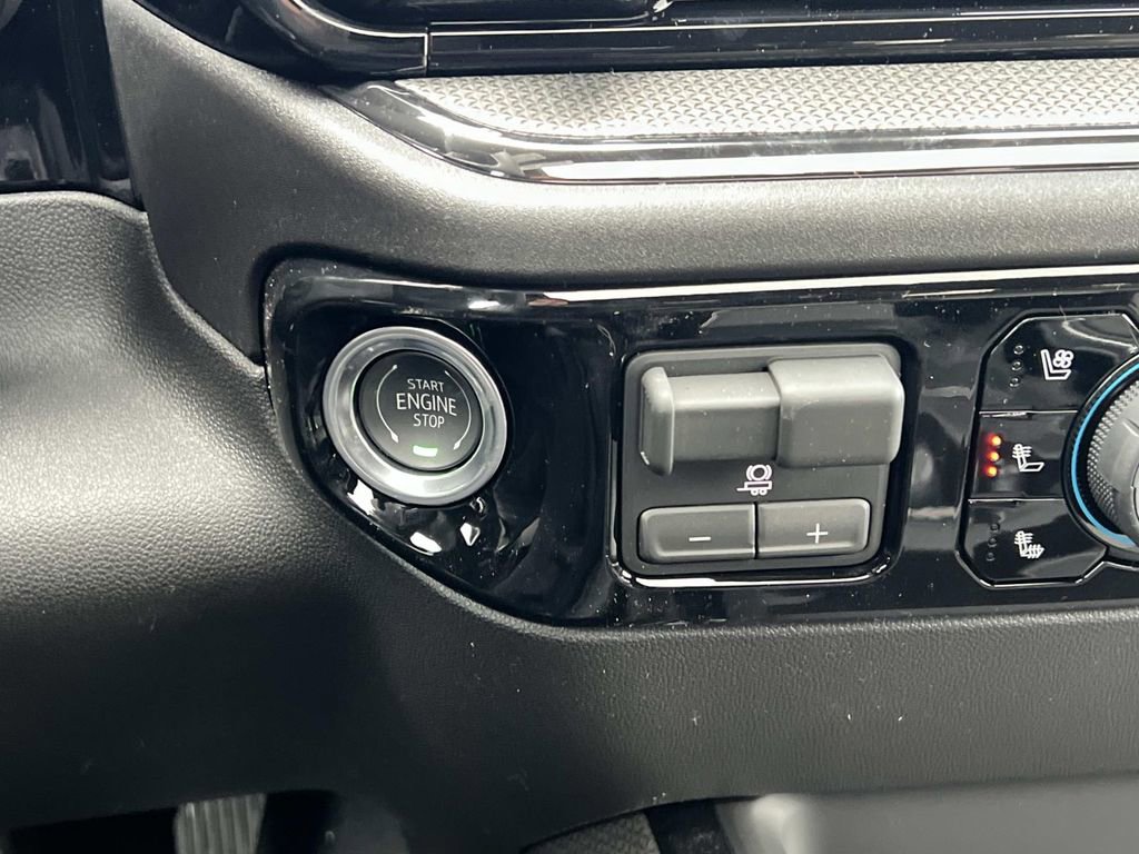 New 2026 Chevrolet Silverado 2500 ZR2 w/ LPO, Dark Essentials Package image 20