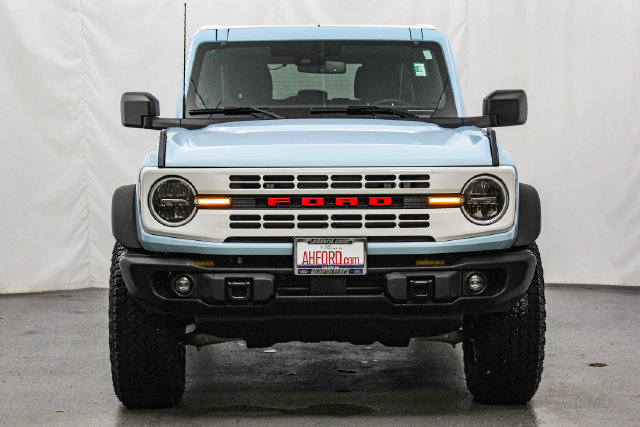Used 2025 Ford Bronco Heritage Edition AWD/4WD image 3