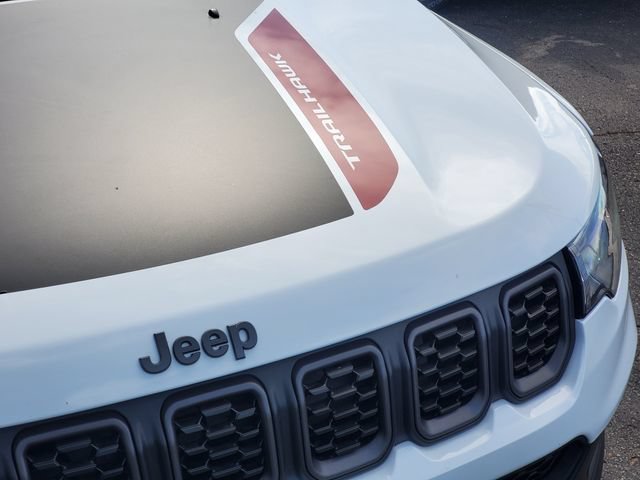 Used 2026 Jeep Compass Trailhawk AWD/4WD image 7