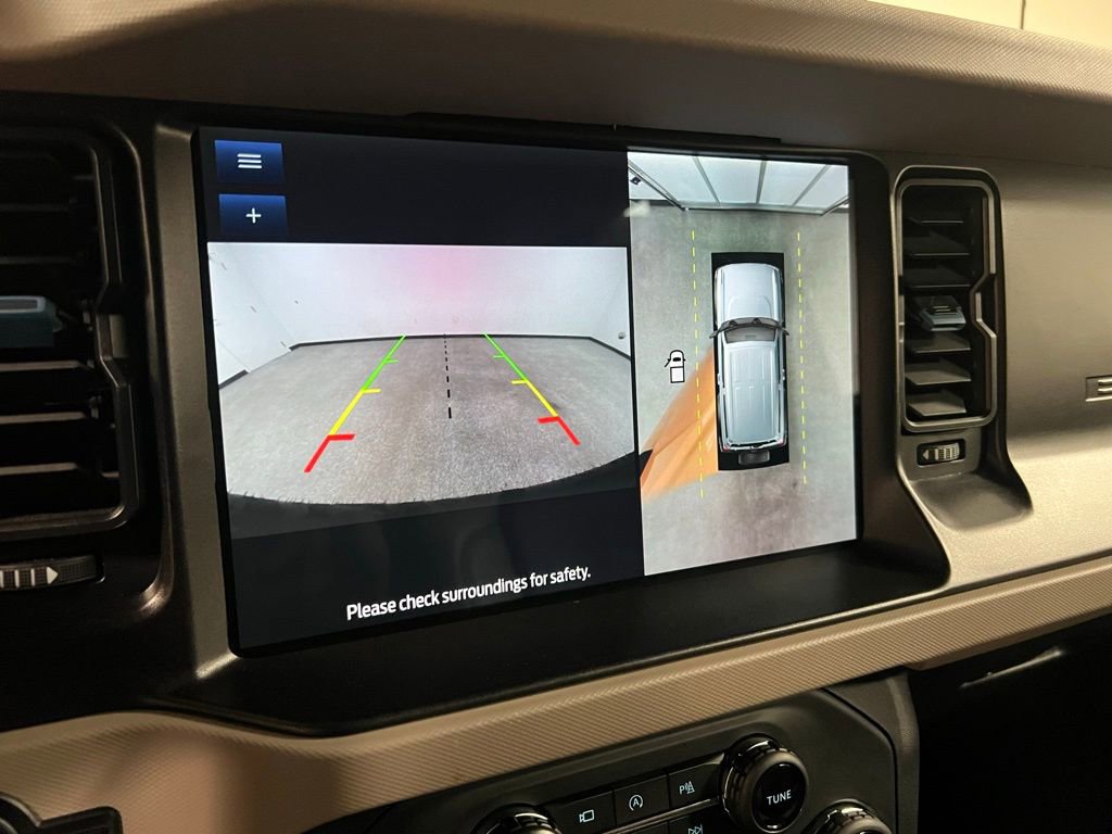 Used 2022 Ford Bronco Wildtrak image 40