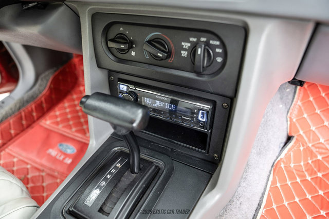 Used 1993 Ford Mustang LX RWD image 96