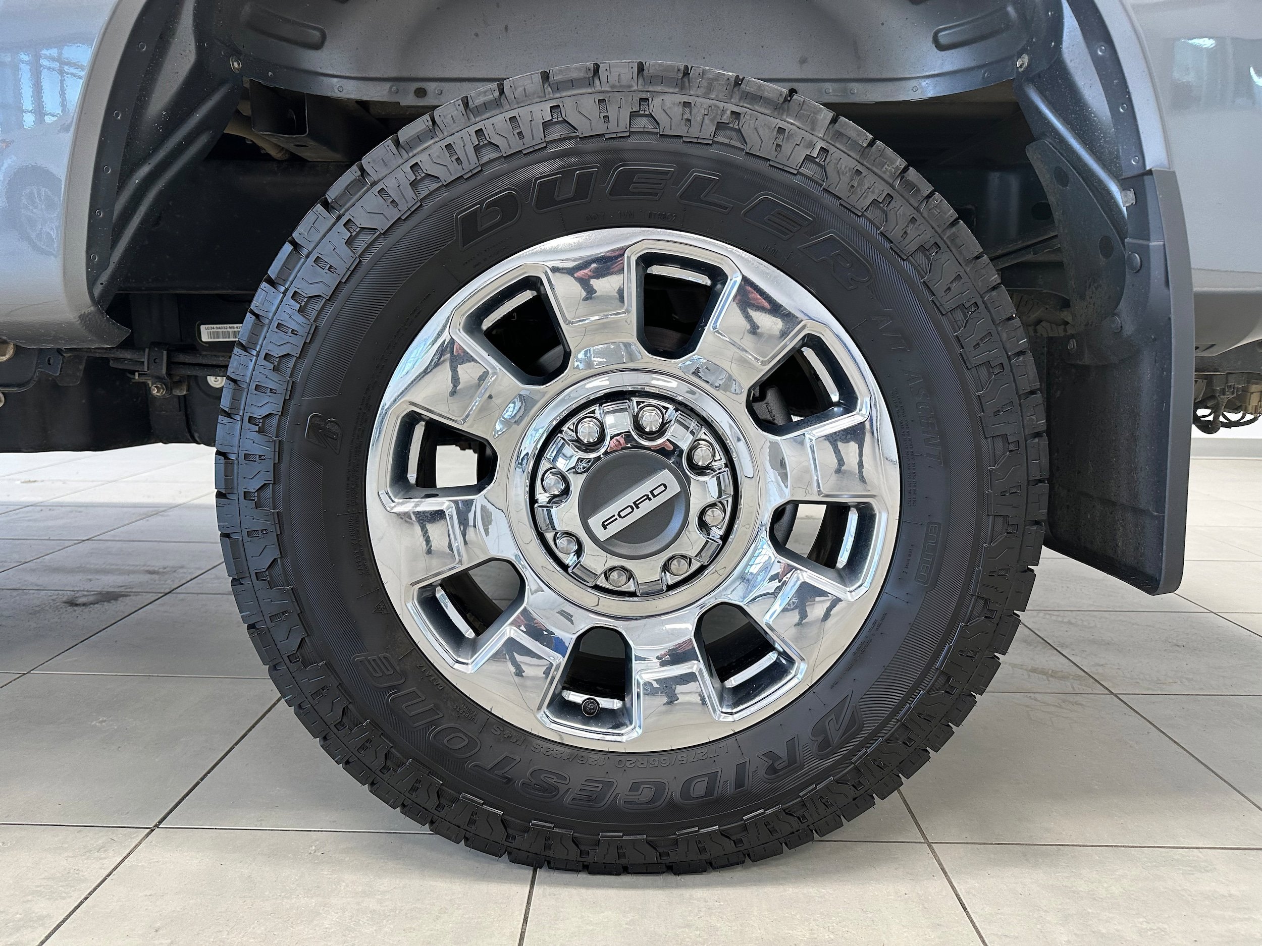 Used 2023 Ford F250 Lariat w/ Chrome Package AWD/4WD image 8