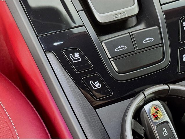 Used 2025 Porsche 911 Targa 4 GTS image 22