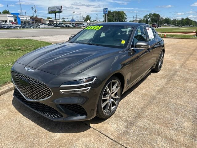 Used 2023 Genesis G70 2.0T AWD/4WD image 3