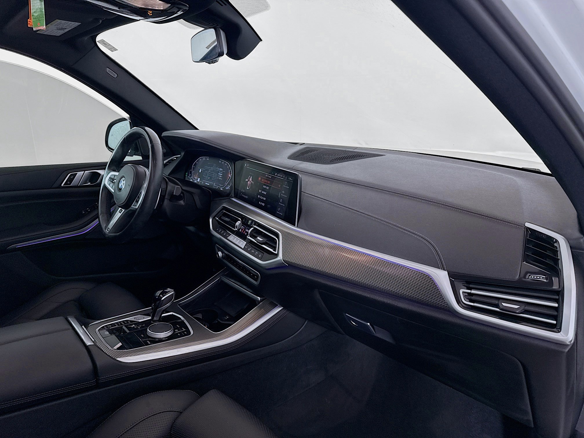 Used 2023 BMW X5 xDrive40i w/ M Sport Package image 29