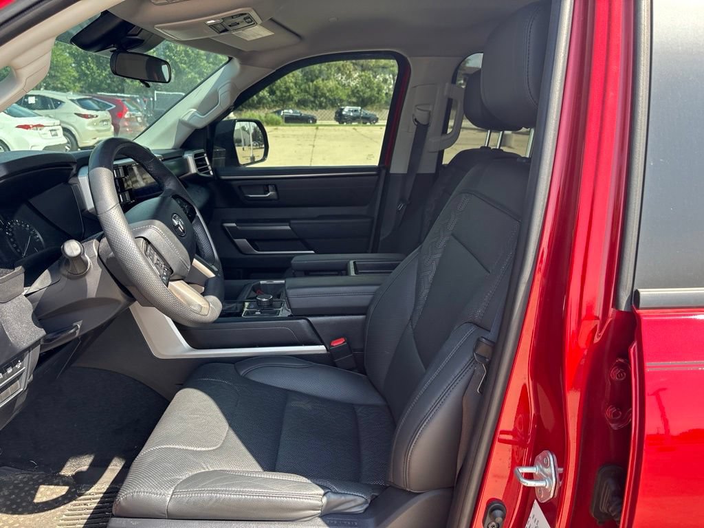 Used 2024 Toyota Tundra SR5 w/ SR5 Premium Package AWD/4WD image 11