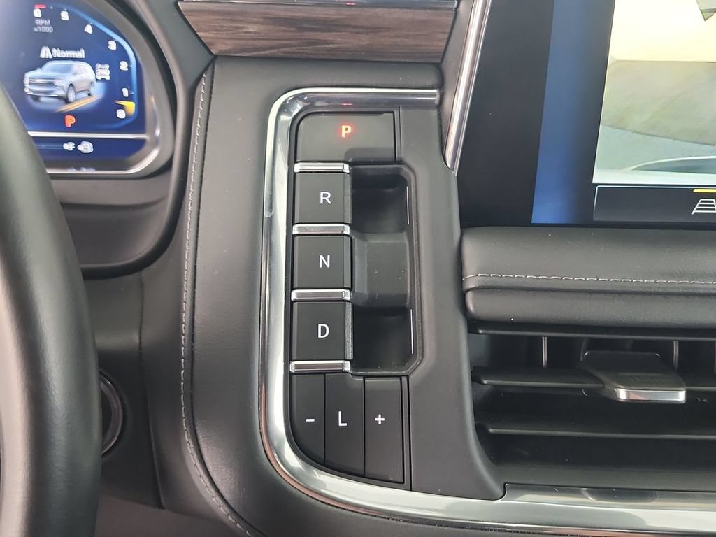 Certified 2023 Chevrolet Tahoe LT AWD/4WD image 16