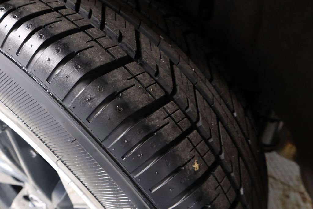 Used 2025 Nissan Rogue SV image 19