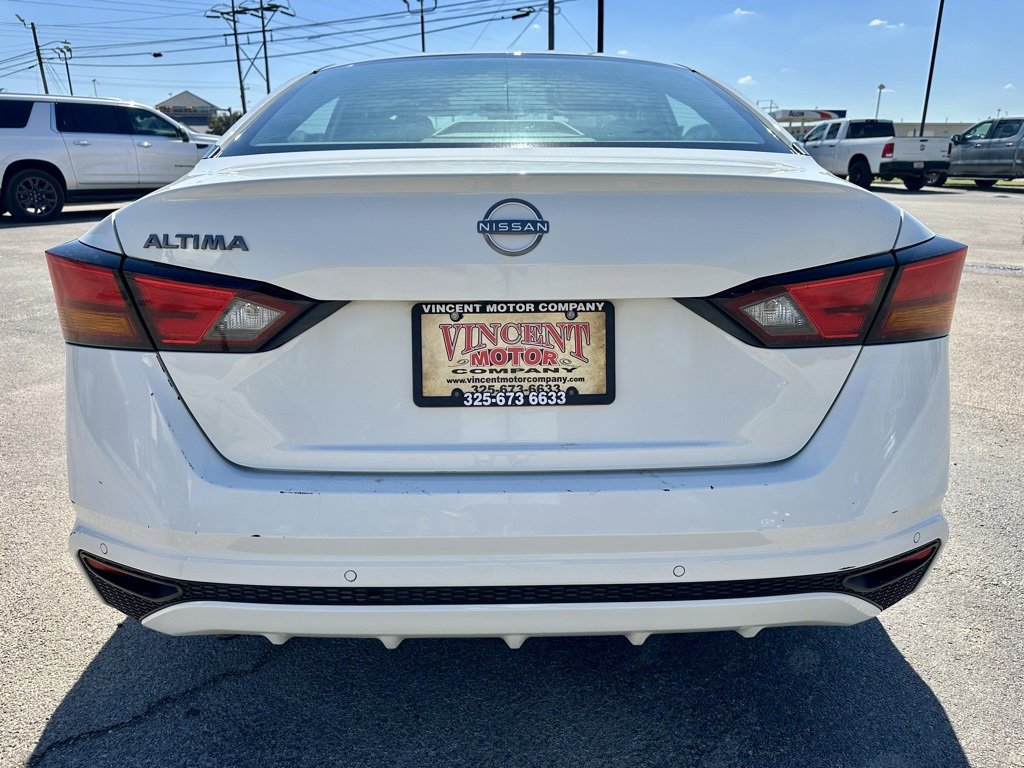 Used 2024 Nissan Altima 2.5 S image 4