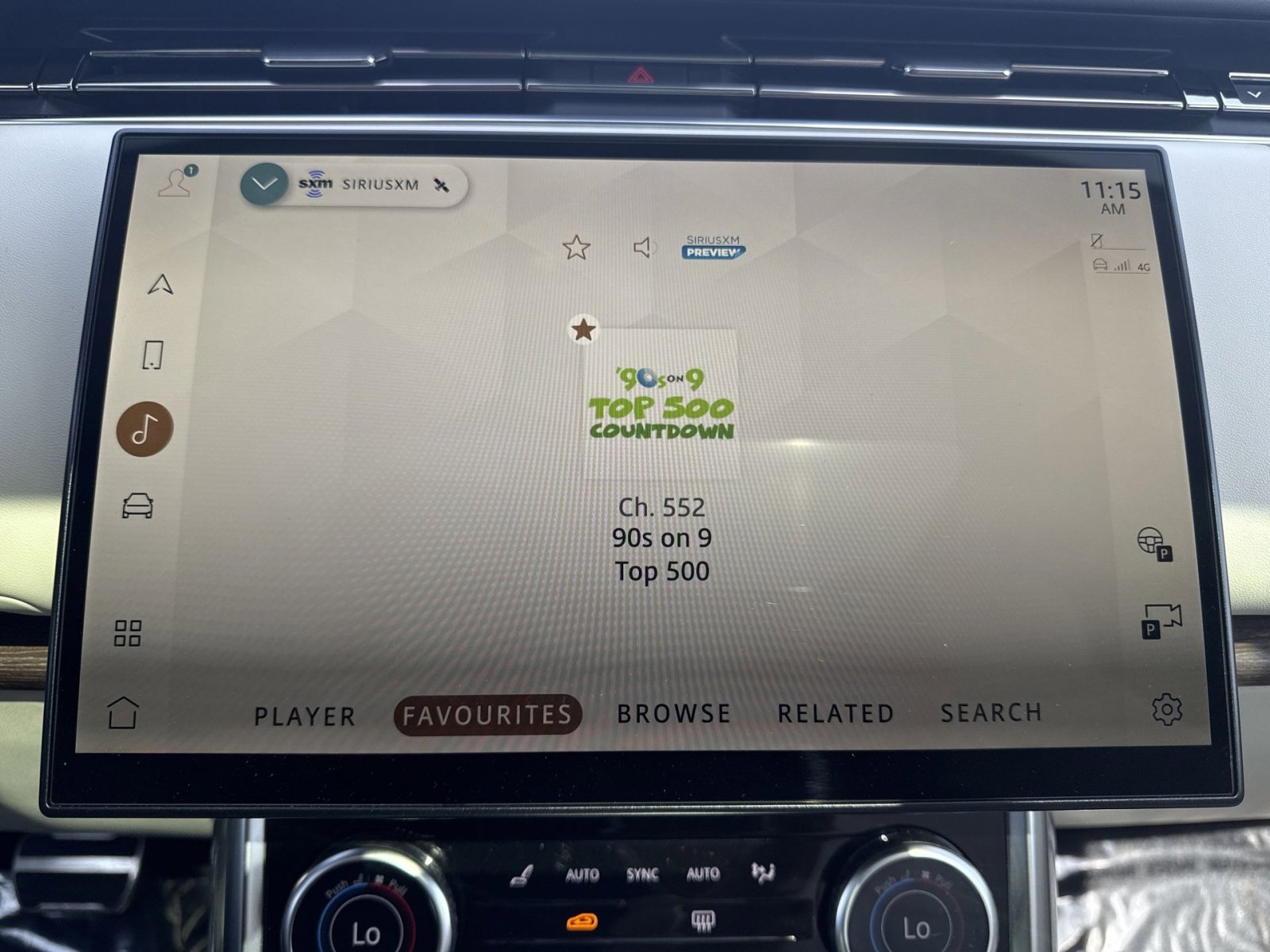 Used 2022 Land Rover Range Rover SE image 18