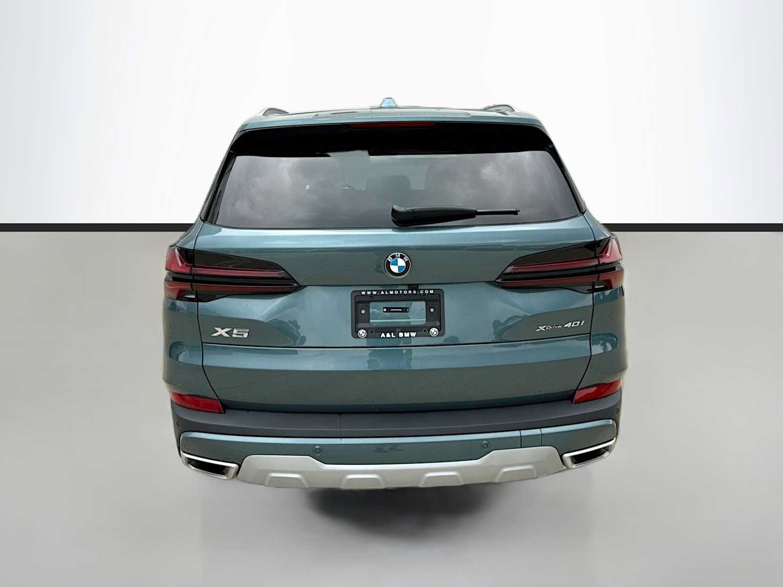 Used 2026 BMW X5 xDrive40i AWD/4WD image 4