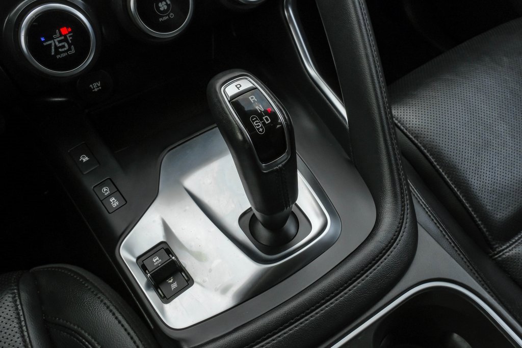 Used 2020 Jaguar E-PACE image 31