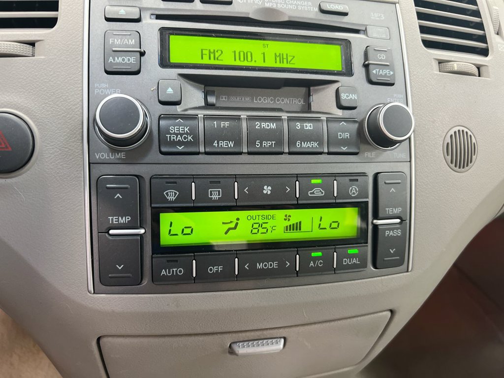 Used 2007 Hyundai Azera SE FWD image 15