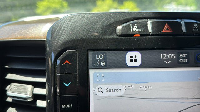 Used 2024 RAM 2500 Laramie w/ Safety Group AWD/4WD image 21