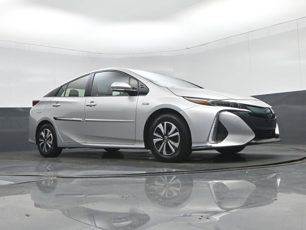 Used 2017 Toyota Prius Prime Premium FWD image 48