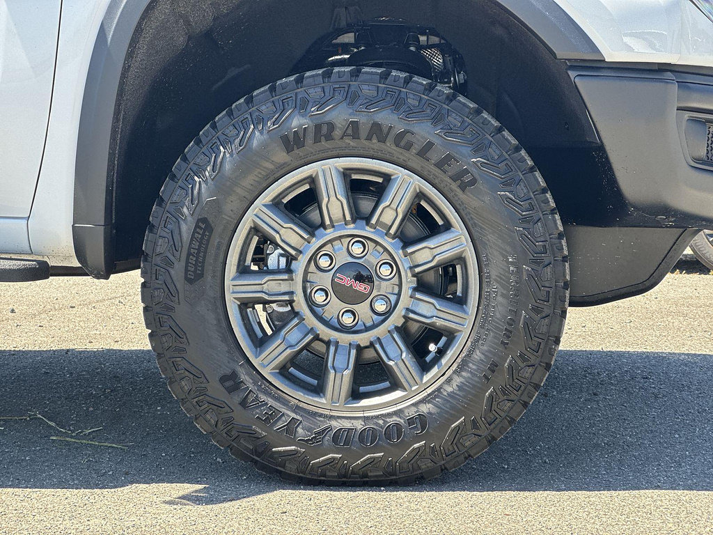New 2026 GMC Sierra 1500 AT4X AWD/4WD image 30