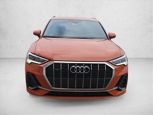 Used 2022 Audi Q3 2.0T Premium Plus w/ Premium Plus Package image 7