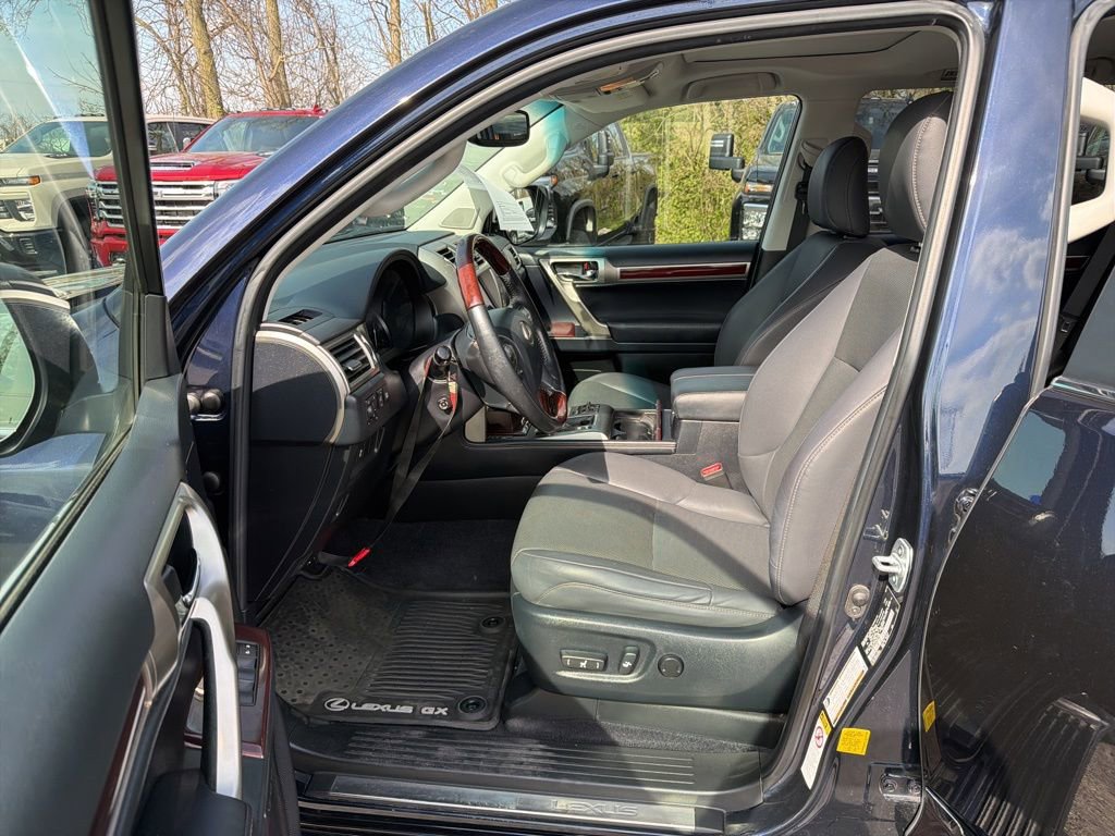 Used 2019 Lexus GX 460 Premium AWD/4WD image 6