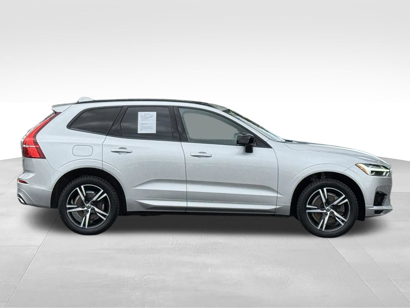 Used 2020 Volvo XC60 T8 R-Design AWD/4WD image 3