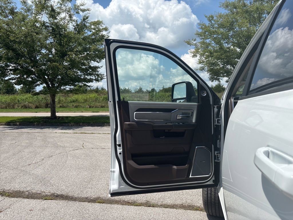 New 2025 RAM 2500 Laramie image 12