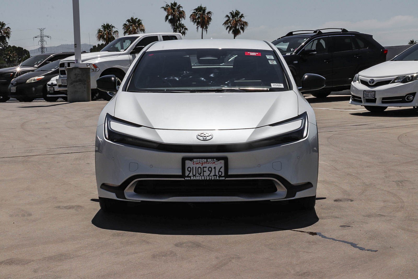 Certified 2025 Toyota Prius Plug-In Hybrid FWD image 2