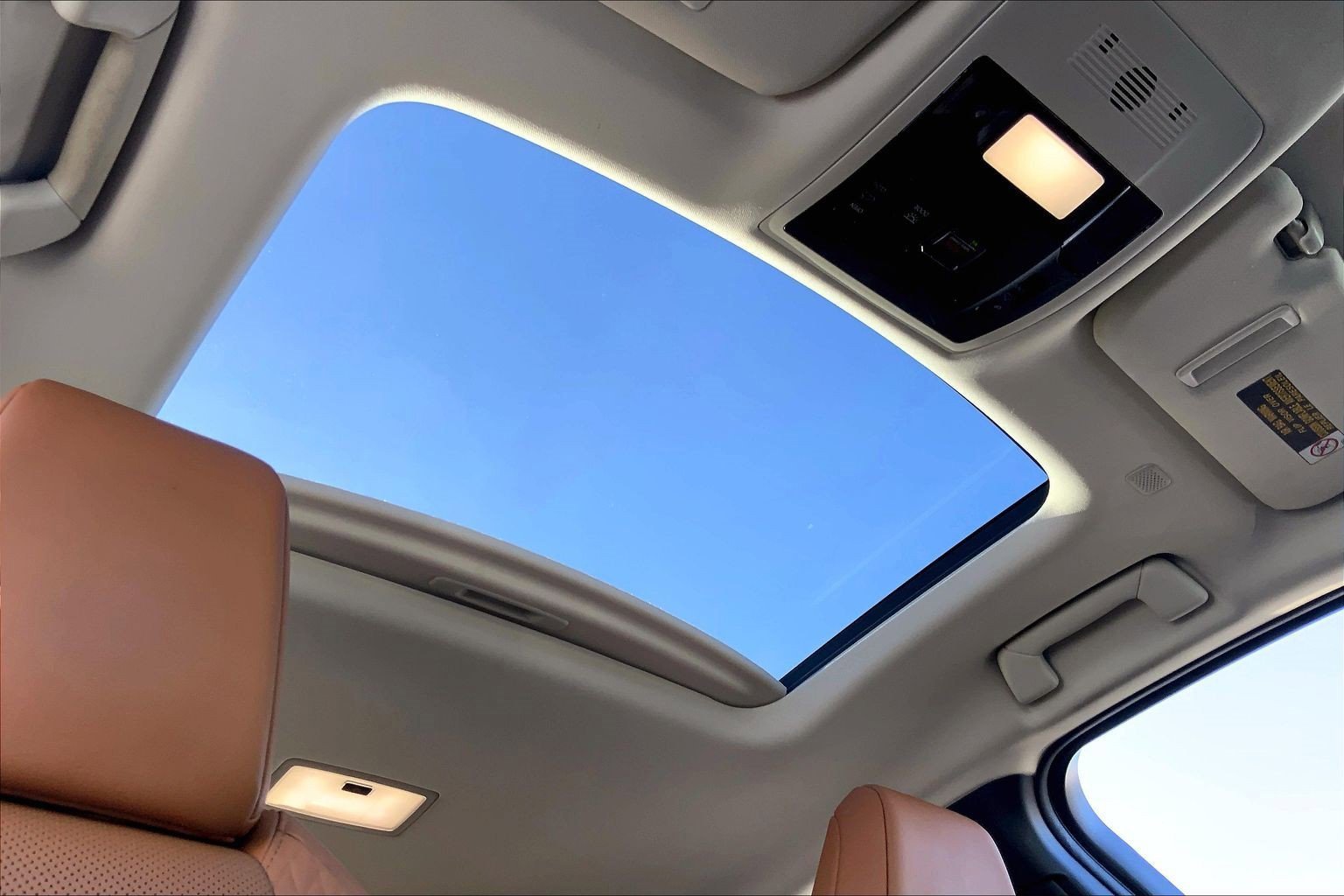 Used 2019 Lexus UX 250h image 12