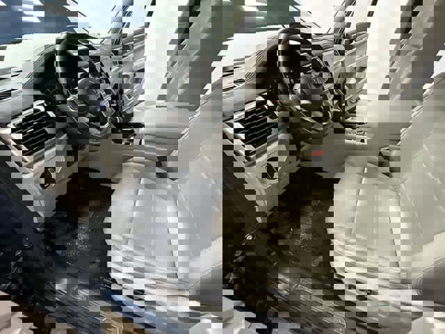 Certified 2023 Volkswagen Atlas SE image 16