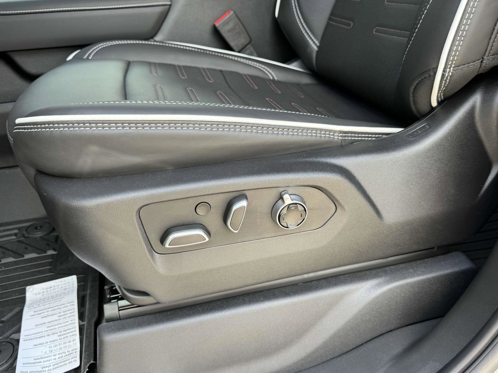 New 2025 GMC Sierra 2500 AT4X w/ AT4X AEV Edition image 18