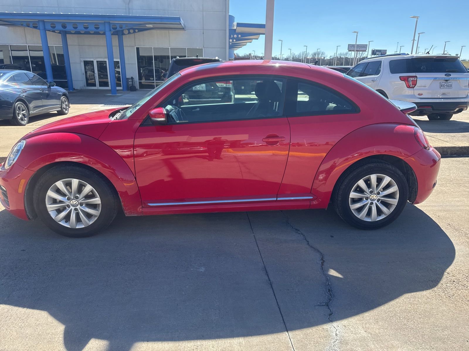 Used 2019 Volkswagen Beetle 2.0T S image 2