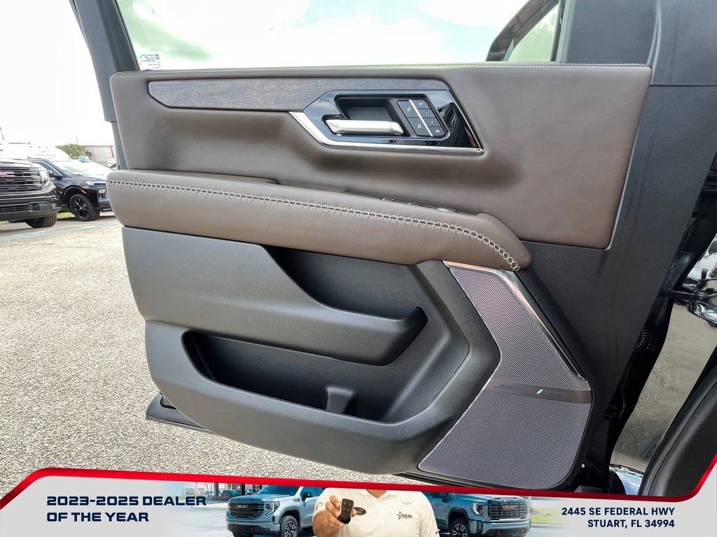 Used 2025 GMC Yukon Denali Ultimate image 28