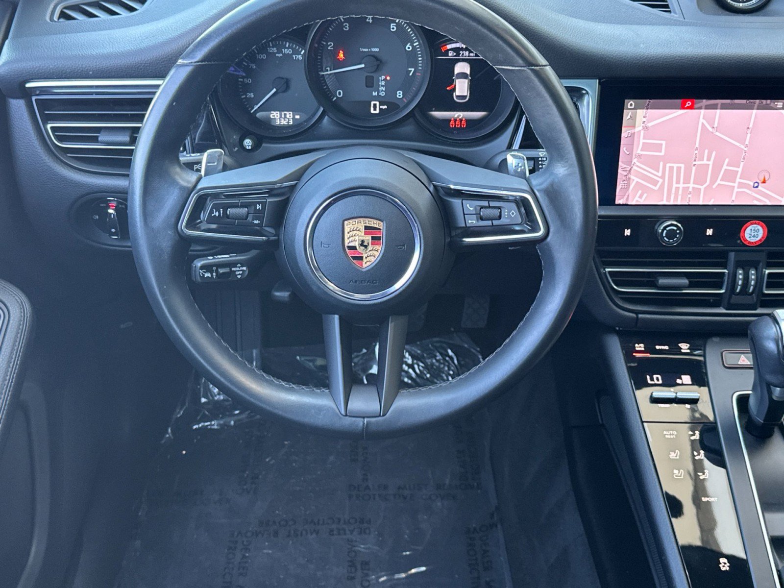 Used 2023 Porsche Macan AWD/4WD image 14