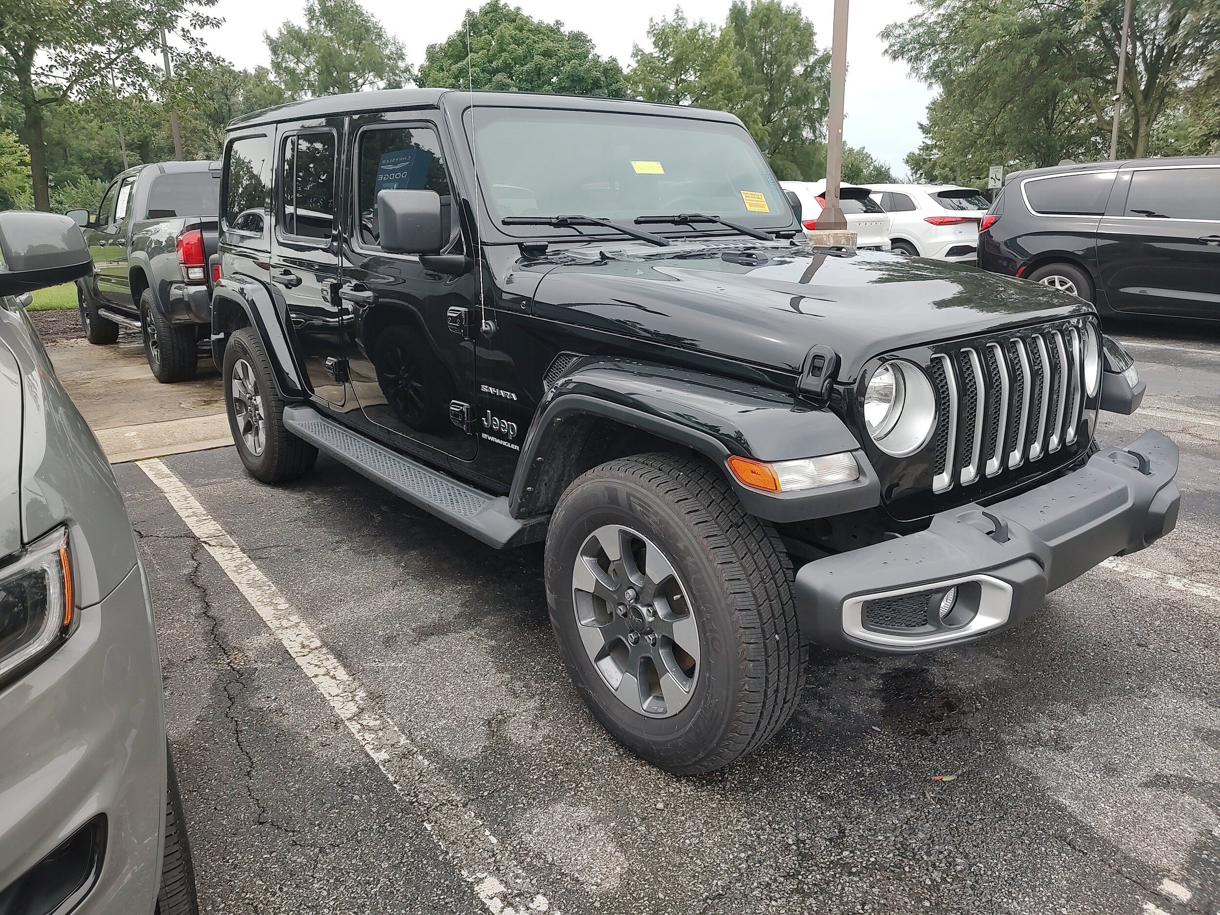 Certified 2023 Jeep Wrangler Unlimited Sahara w/ Cold Weather Group AWD/4WD image 2