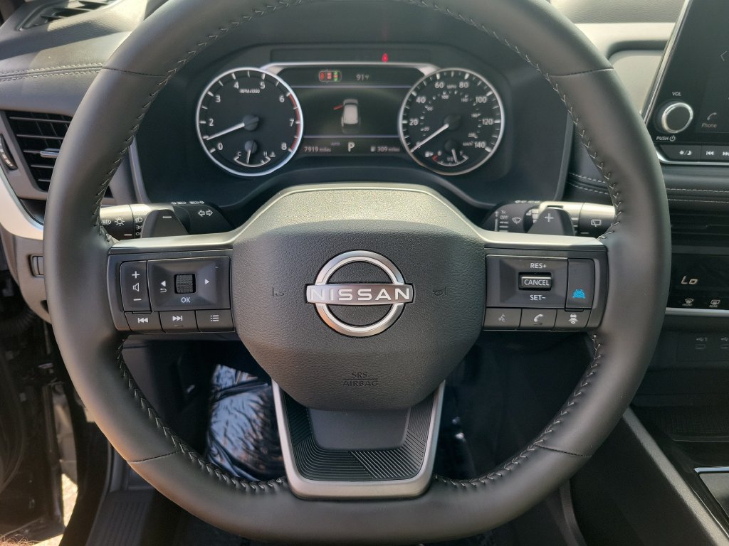 Certified 2026 Nissan Rogue SV AWD/4WD image 19